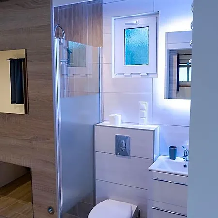 Letniskowe Solaris Hotel Wierzchucino